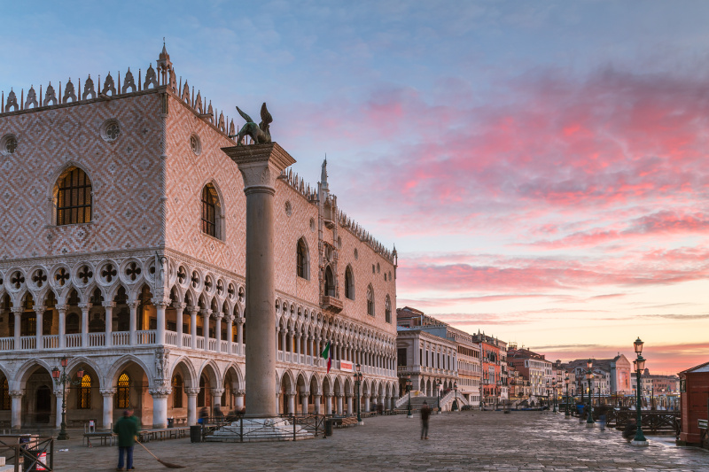 The front of Doge's Palace