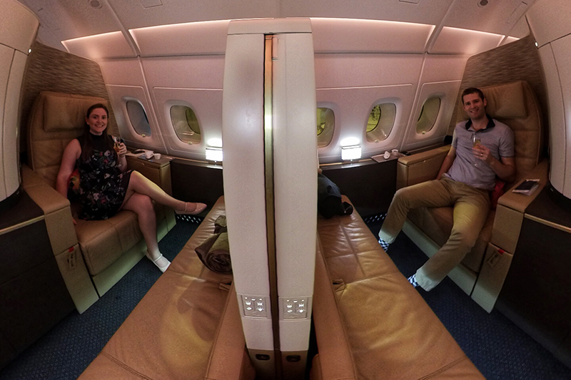 360-degree view of couple in First Class on EY A380