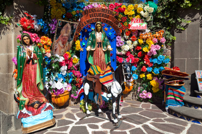 A colourful Christmas shrine in Mexico. 
