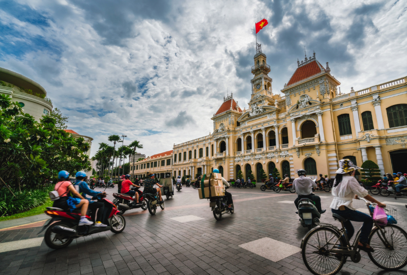 Traffic on the road at front of Ho Chi Minh City Hall