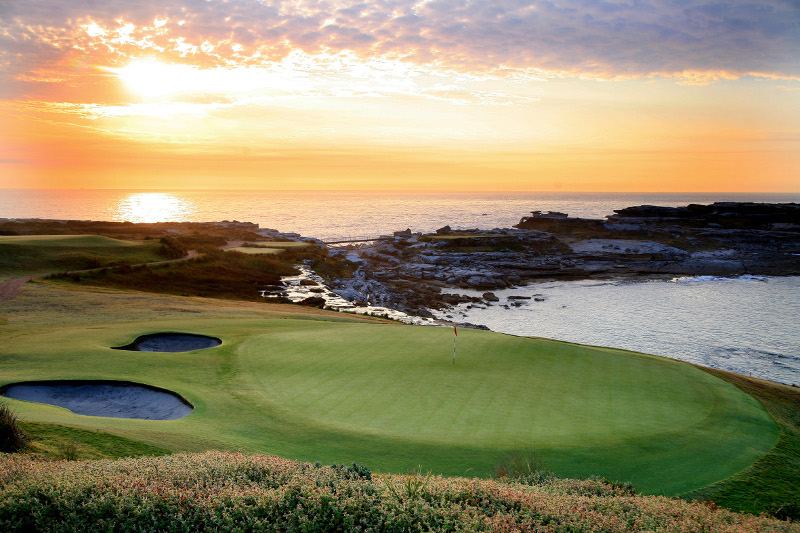 new south wales golf club hole 6 with ocean backdrop