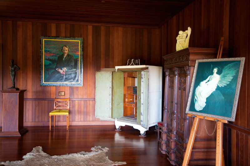 Interior at Robert Louis Stevenson museum