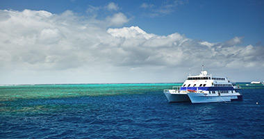 Cruise the Whitsundays