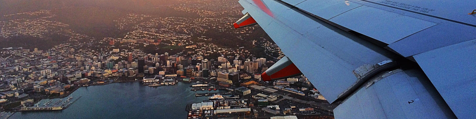 Plane flying in over Wellington.