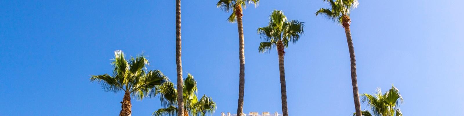 Facade of famous historic Roosevelt Hotel in Hollywood, USA.