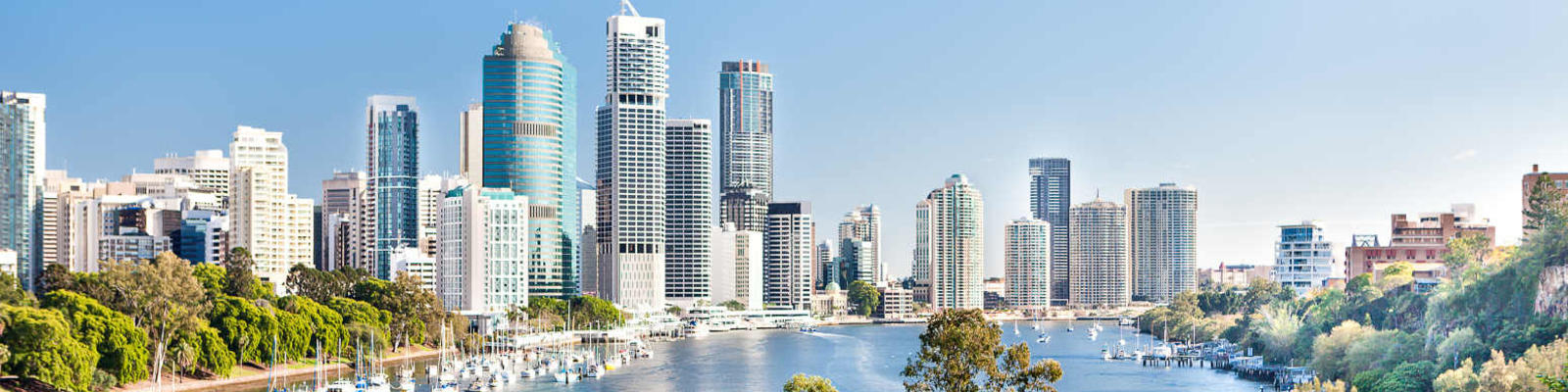 brisbane city skyline with river