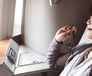 business class on cathay pacific