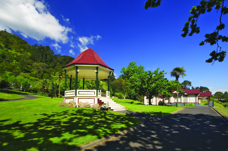 The pretty Domain parkland in Te Aroha. Image: Hamilton & Waikato Tourism