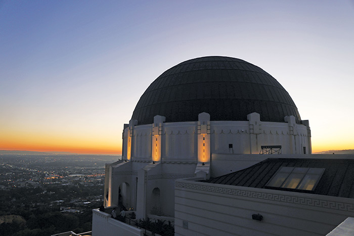 griffith observatory in LA at sunrise
